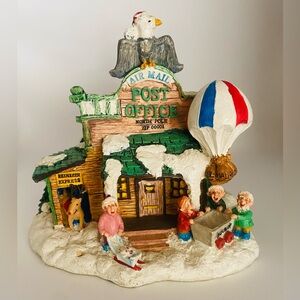 Santa's Town at the North Pole Christmas Village Post Office Air Mail 1995 EUC